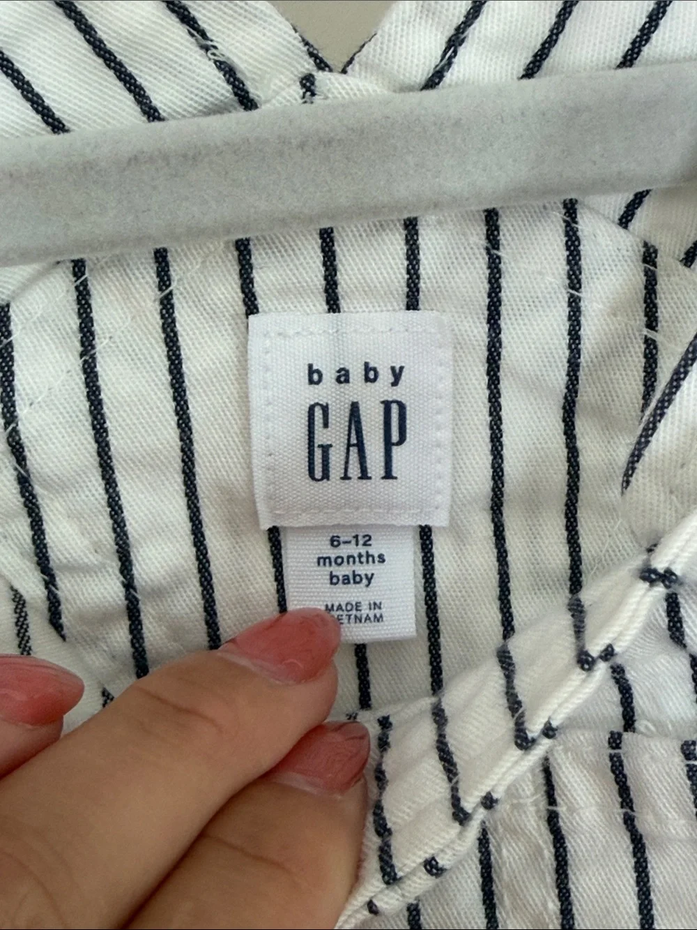GAP 6-12m White & Navy Striped short Overalls